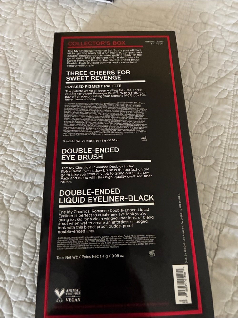 HIPDOT x My Chemical Romance Black & Red Eyeshadow Palette - Picture 5 of 5